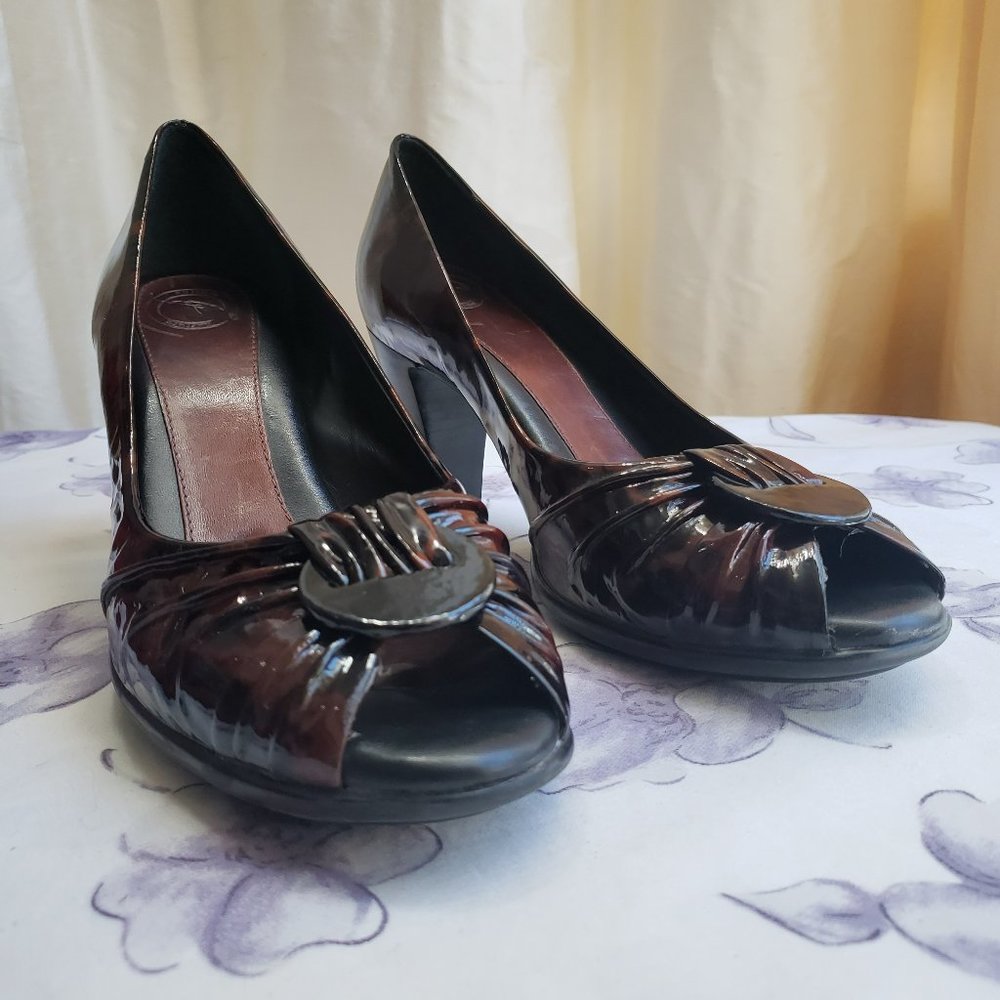 Nurture Drake Patent Leather Leopard Print Peep Toe Heels - Women's Size 9.5M